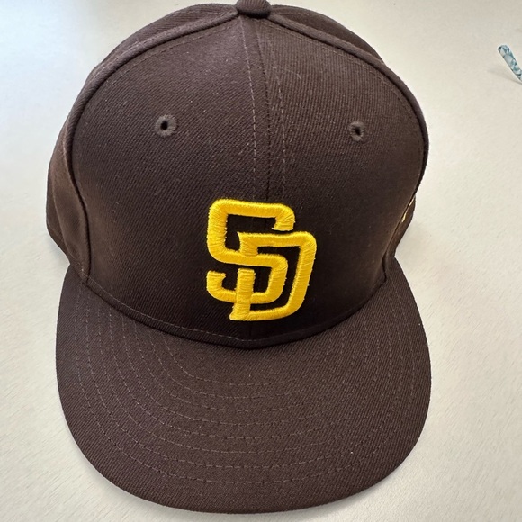 New Era Other - San Diego Padres Hat Cap Fitted Mens 7 3/8 Brown New Era 59Fifty On Field Mens